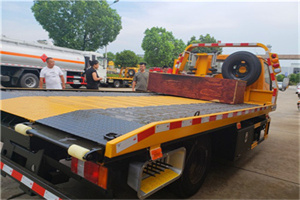 西夏附近拖车电话号码服务